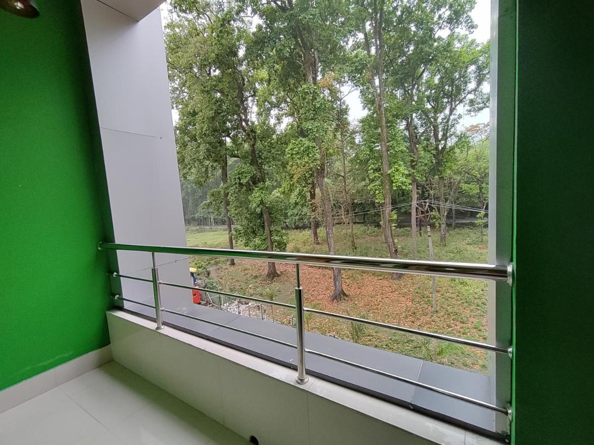 Green Vista Resort Chālsa Εξωτερικό φωτογραφία